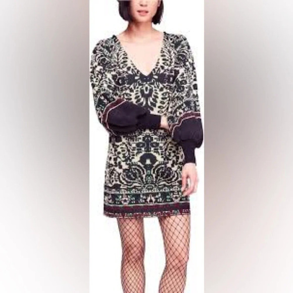 Free People Music and Lyrics Knit Sweater Mini Dress size medium - Picture 3 of 12